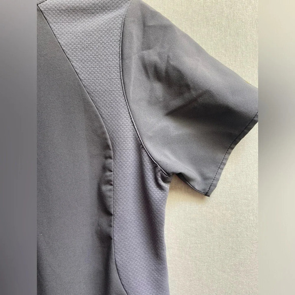 CARHARTT Women’s Force Cross Flex Scrub Top Dark Gray Pink Size S - Picture 4 of 10